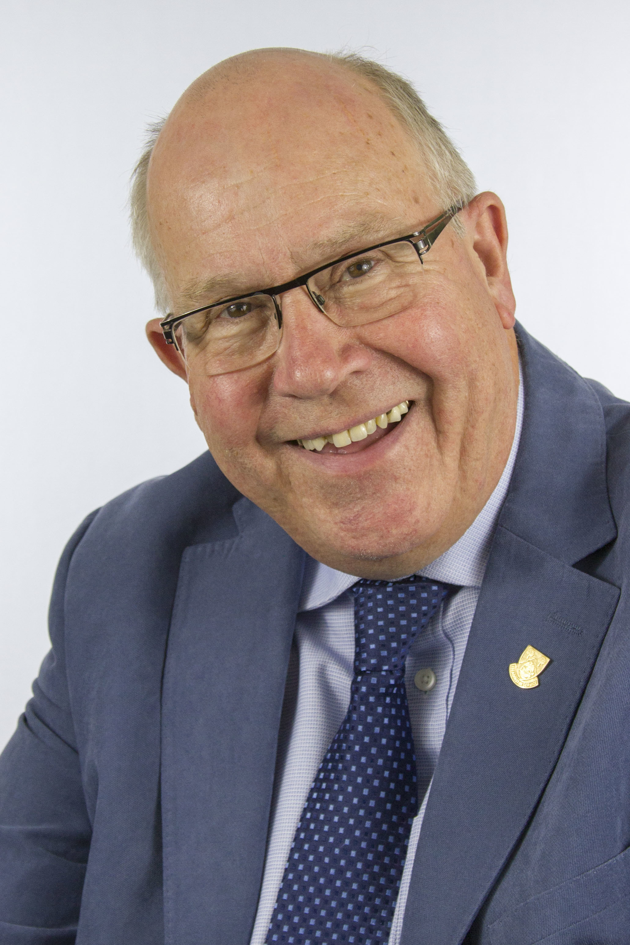 Cllr Roger Gardiner